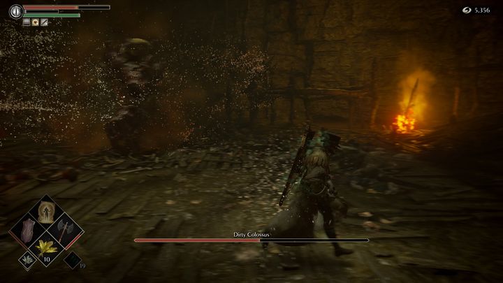 Keep moving all the time so as not to receive damage from the projectiles - Demons Souls Remake: Dirty Colossus - boss, how to defeat? - Demons Souls Remake: Bosses - Demons Souls Remake Guide